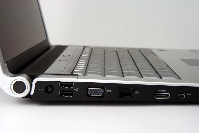 usb, hdmi, vga, 1394, lan, laptop, hdmi, hdmi, hdmi, hdmi, hdmi. Making sense of VoIP systems: live or die on the network path